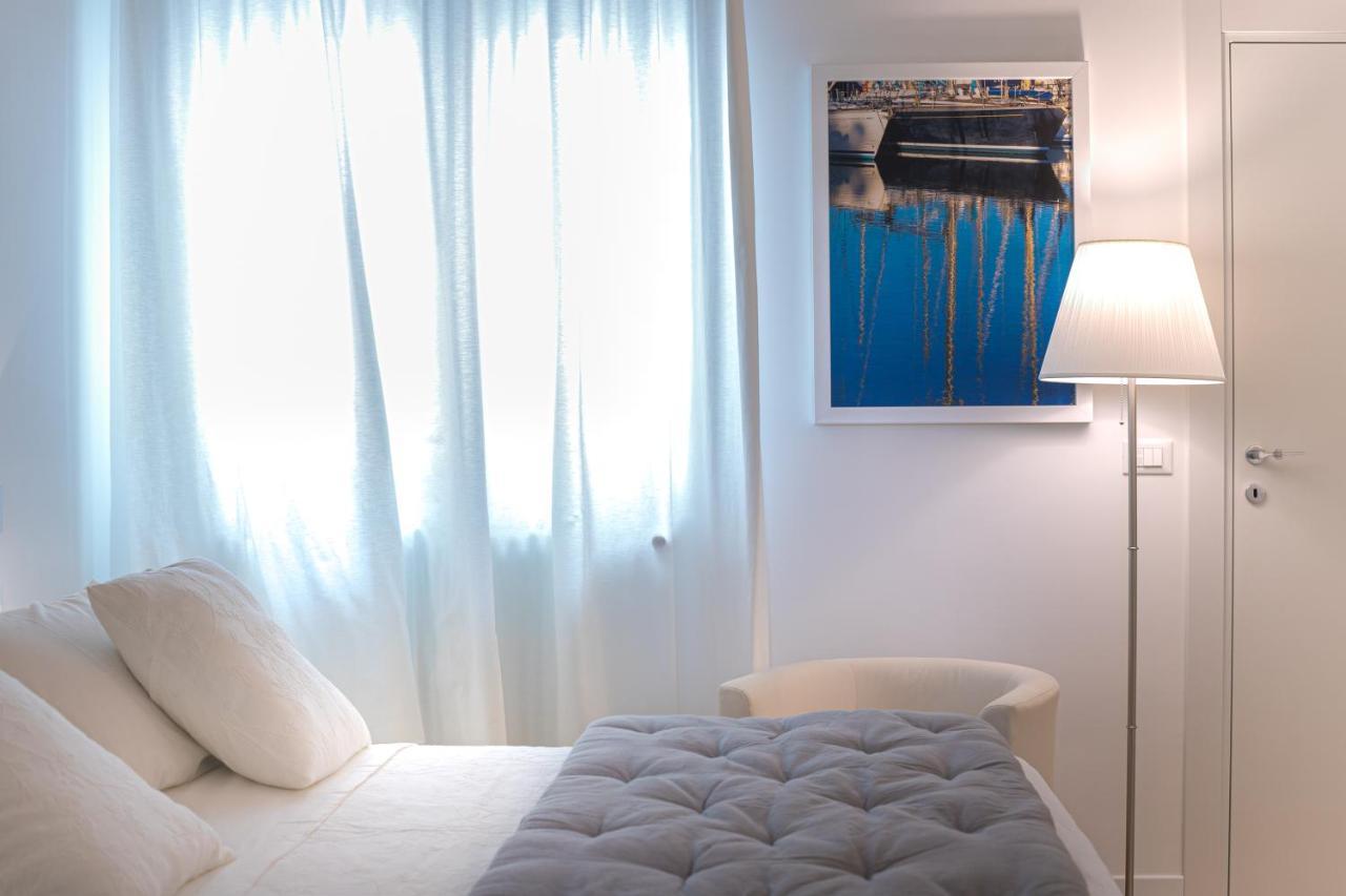 La Home42 Suite Palermo Exterior foto
