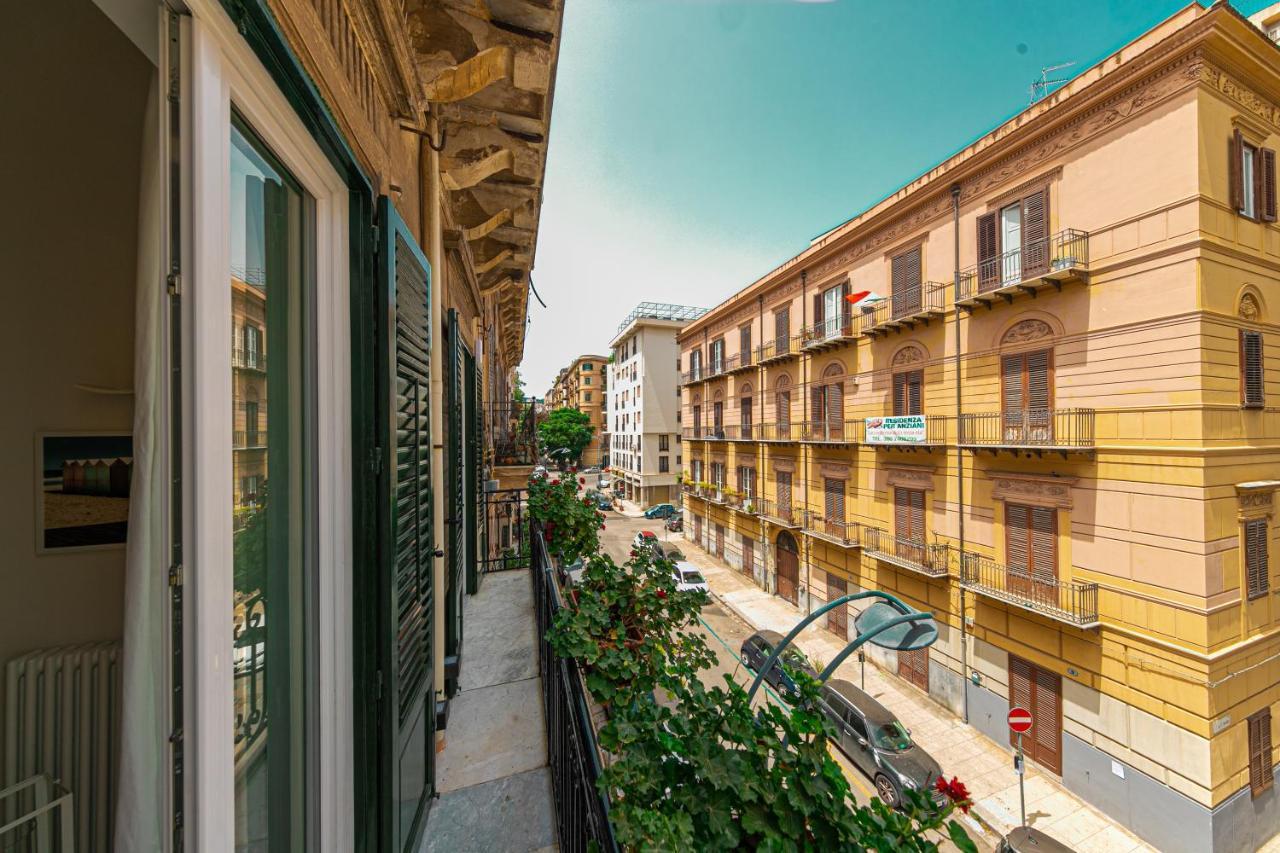 La Home42 Suite Palermo Exterior foto